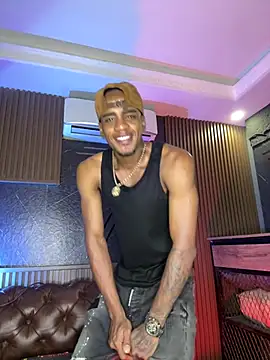 AaronCruz  online show from 10, 2, 2026