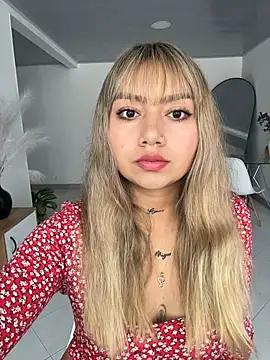 amanda-medrano1 online show from 13, 2, 2026