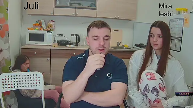 fcjuicy pussy online show from 12, 1, 2025