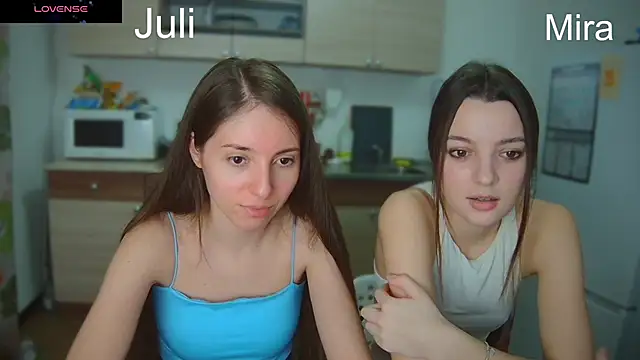 fcjuicy pussy online show from 18, 2, 2025