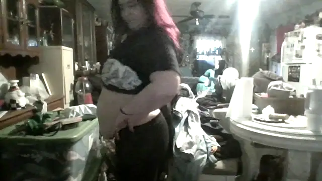 Snapshot of lilbishmiss chatting on 3, 3, 2026 lilbishmiss online show from 3, 3, 2026