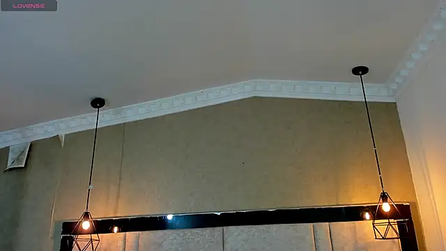 kimCosseyy online show from 8, 11, 2025