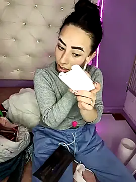 hanna  azumi online show from 9, 2, 2025