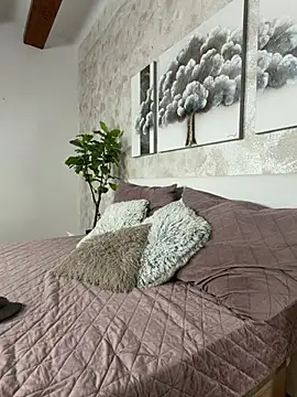 MilaTeenX online show from 4, 6, 2026