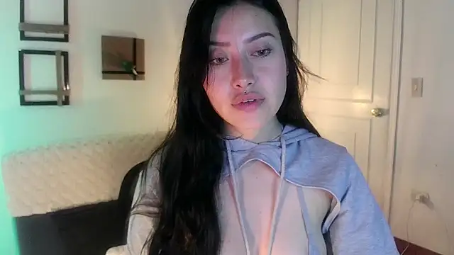 Snapshot of Emilyswan04 chatting on 20, 2, 2025 Emilyswan04 online show from 20, 2, 2025