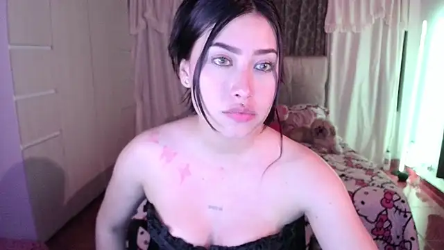 Emilyswan04 online show from 22, 3, 2026