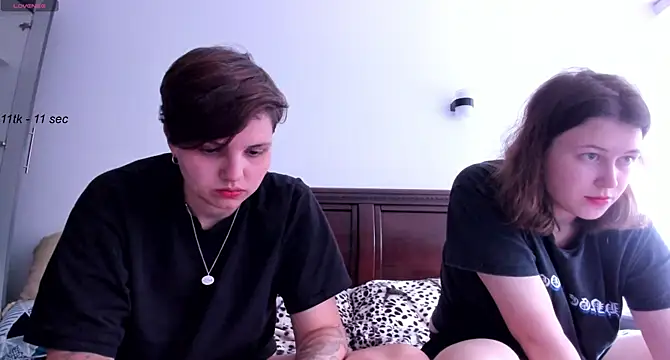 jessica tenderly online show from 25, 2, 2025