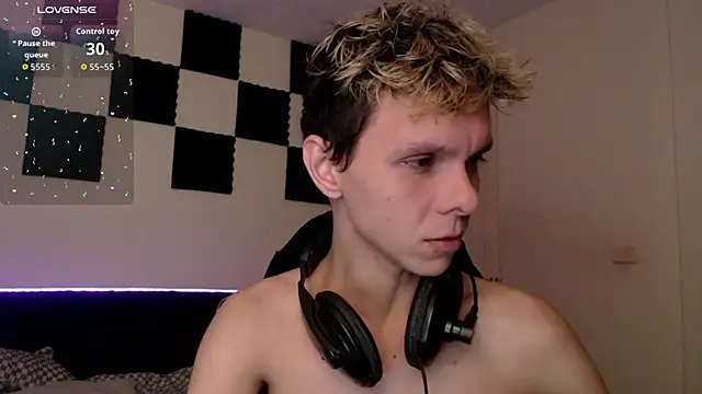 bryamado69 online show from 5, 10, 2025