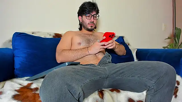 Snapshot of Ackerman_Eren_ chatting on 27, 1, 2025 Ackerman Eren  online show from 27, 1, 2025