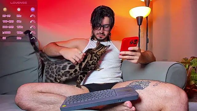 Snapshot of Ackerman_Eren_ chatting on 9, 10, 2025 Ackerman Eren  online show from 9, 10, 2025