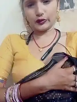 Snapshot of annaya_sweet chatting on 21, 10, 2025 annaya sweet online show from 21, 10, 2025