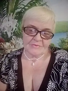 VioletSweet566 online show from 19, 2, 2025