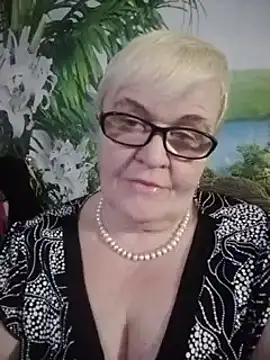 VioletSweet566 online show from 5, 3, 2025