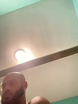 islandvybee55 online show from 25, 2, 2026