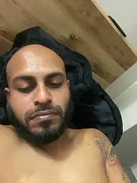 islandvybee55 online show from 9, 3, 2026