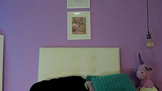 Charlotte11-11 online show from 24, 2, 2026