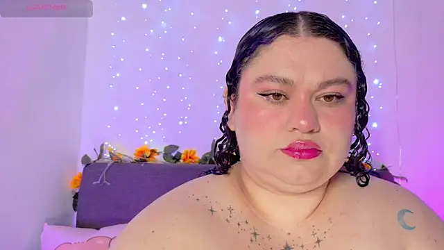 lunitaa0 online show from 17, 5, 2026