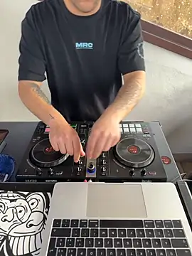 Snapshot of ErPumas126 chatting on 25, 3, 2026 ErPumas126 online show from 25, 3, 2026