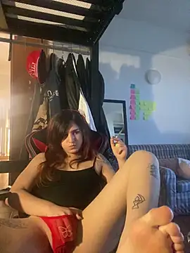 GwenCarreraX0 online show from 18, 6, 2026