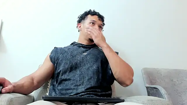 Dominick star online show from 1, 2, 2025