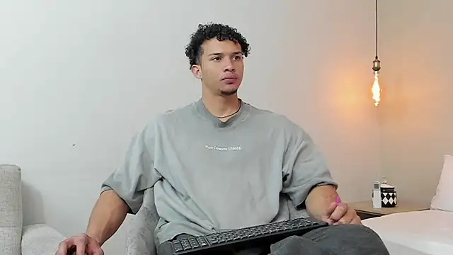 Dominick star online show from 9, 2, 2025