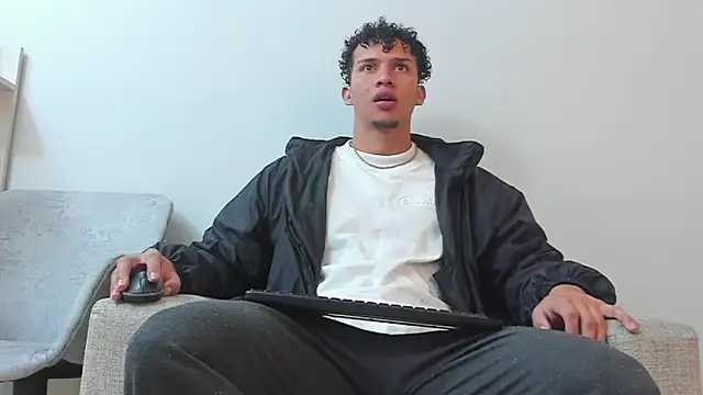 Dominick star online show from 19, 3, 2025