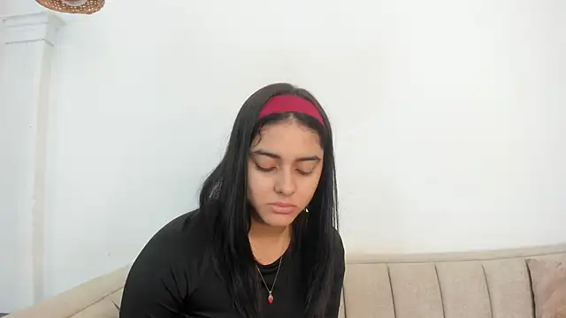 natalia aguirre1 online show from 28, 10, 2025