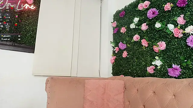 natalia aguirre1 online show from 9, 11, 2025