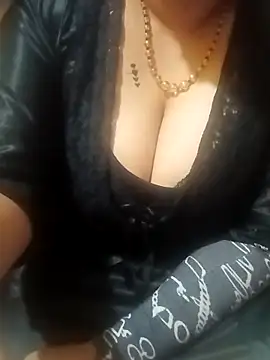 MONA DARLING31 online show from 17, 2, 2025