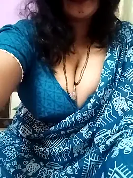 MONA DARLING31 online show from 4, 3, 2026