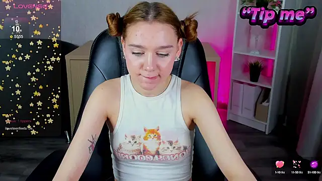 Lesi Moonie01 online show from 4, 2, 2025