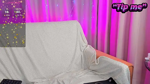 Lesi Moonie01 online show from 10, 2, 2025