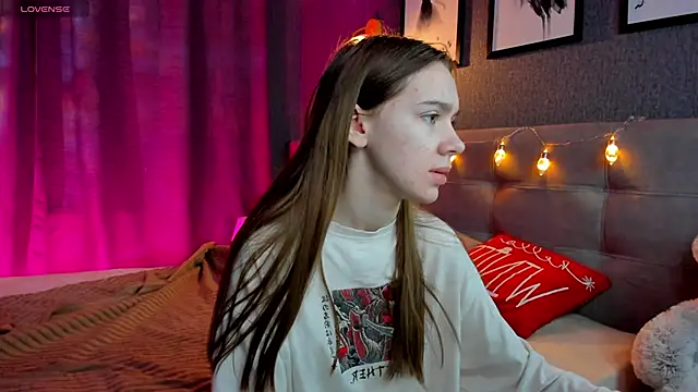 Lesi Moonie01 online show from 14, 12, 2025