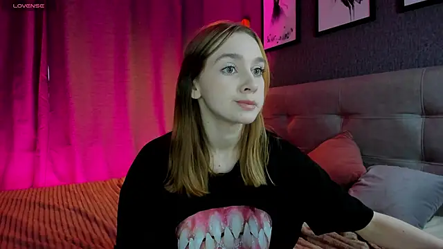 Snapshot of Lesi_Moonie01 chatting on 11, 2, 2026 Lesi Moonie01 online show from 11, 2, 2026