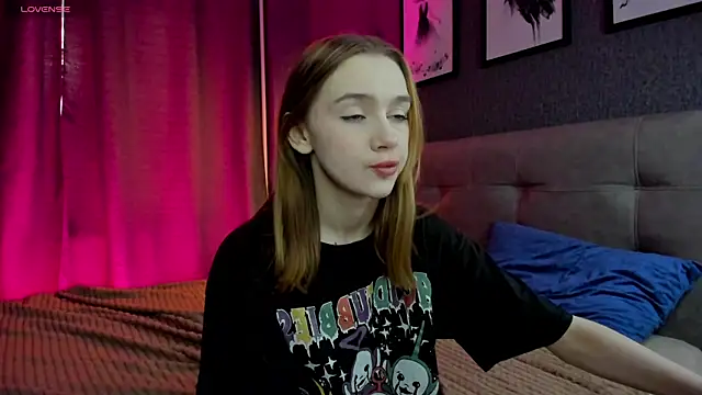 Snapshot of Lesi_Moonie01 chatting on 12, 2, 2026 Lesi Moonie01 online show from 12, 2, 2026