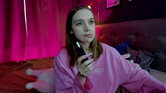 Snapshot of Lesi_Moonie01 chatting on 15, 2, 2026 Lesi Moonie01 online show from 15, 2, 2026