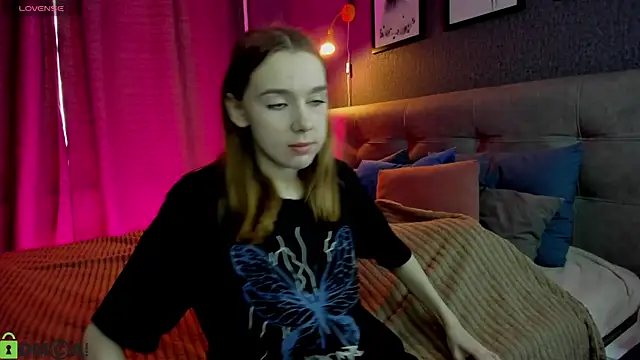 Snapshot of Lesi_Moonie01 chatting on 28, 2, 2026 Lesi Moonie01 online show from 28, 2, 2026