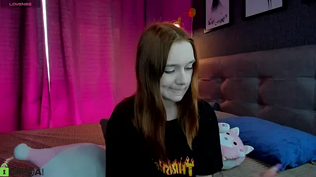 Lesi Moonie01 online show from 7, 4, 2026