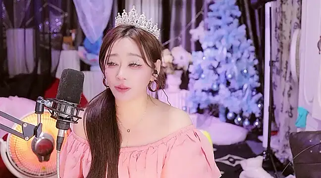 Missy Nana21 online show from 4, 1, 2025