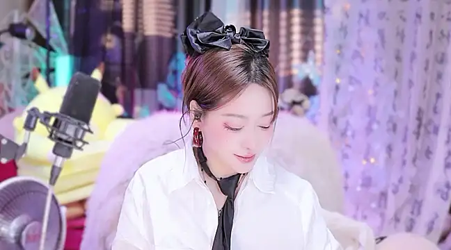 Missy Nana21 online show from 20, 1, 2025