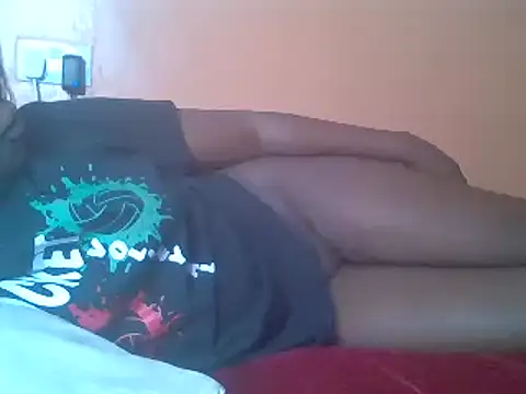 Snapshot of Moonfades chatting on 19, 1, 2025 Moonfades online show from 19, 1, 2025