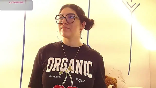 EsmeraldaSantoss online show from 29, 12, 2024