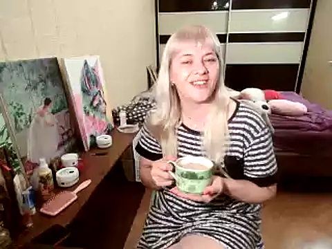 Lia Laguna77 online show from 12, 9, 2025