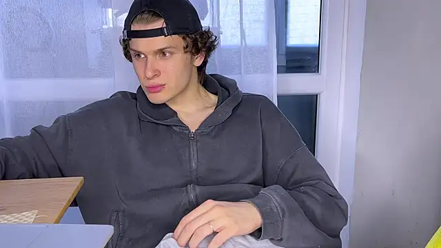 alyx garden online show from 10, 4, 2026