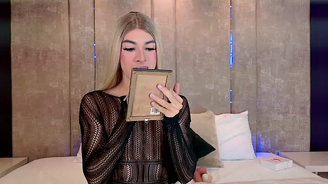 MaxiRogers online show from 17, 11, 2025