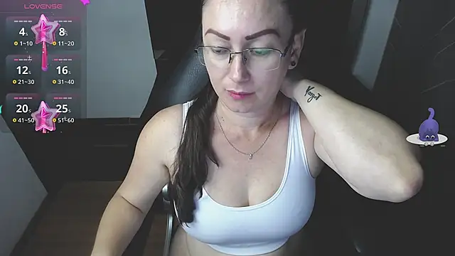 Snapshot of milly_sanchez chatting on 11, 2, 2025 milly sanchez online show from 11, 2, 2025