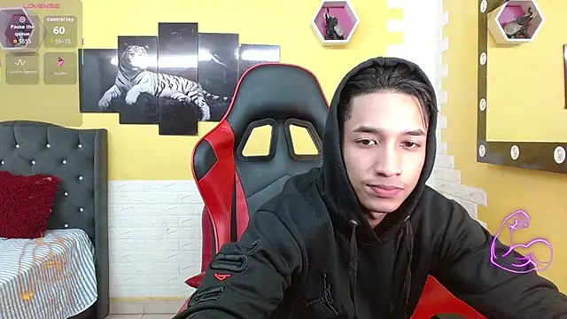 jose sexycumm online show from 19, 12, 2025