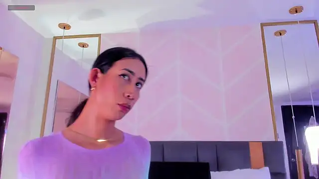 GabyPetit online show from 1, 12, 2025