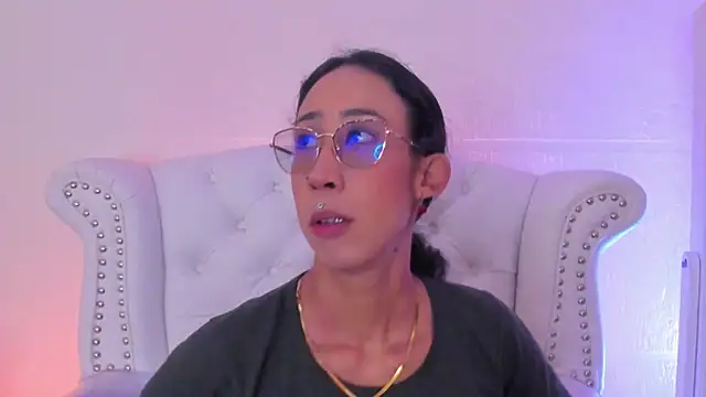 GabyPetit online show from 28, 2, 2026