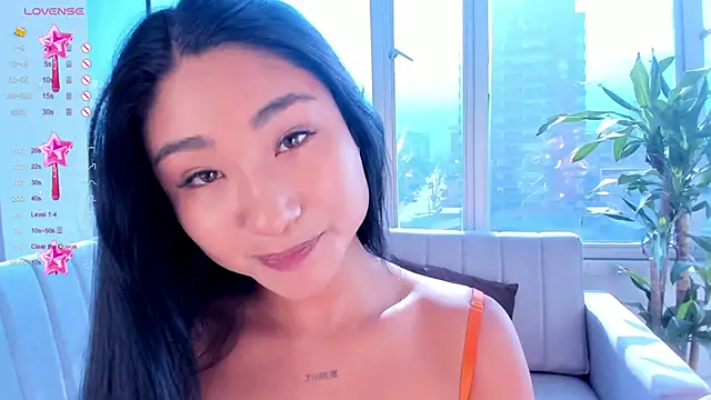 Megan Lim online show from 17, 1, 2025